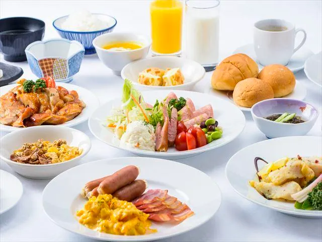 kanehidekisecountryclub.breakfast-thumbnail.jpg